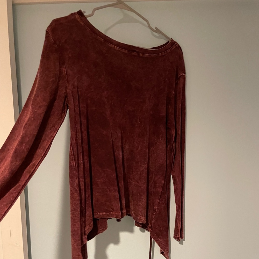 Boutique Longsleeve Tee